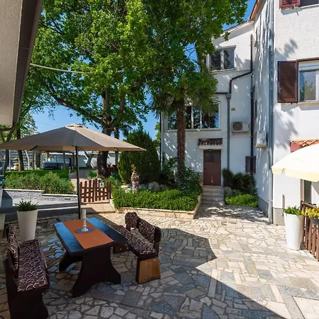 Semesterbostad Haus Sole By Interhome Poreč