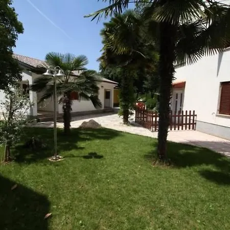 Semesterbostad Haus Sole By Interhome Poreč